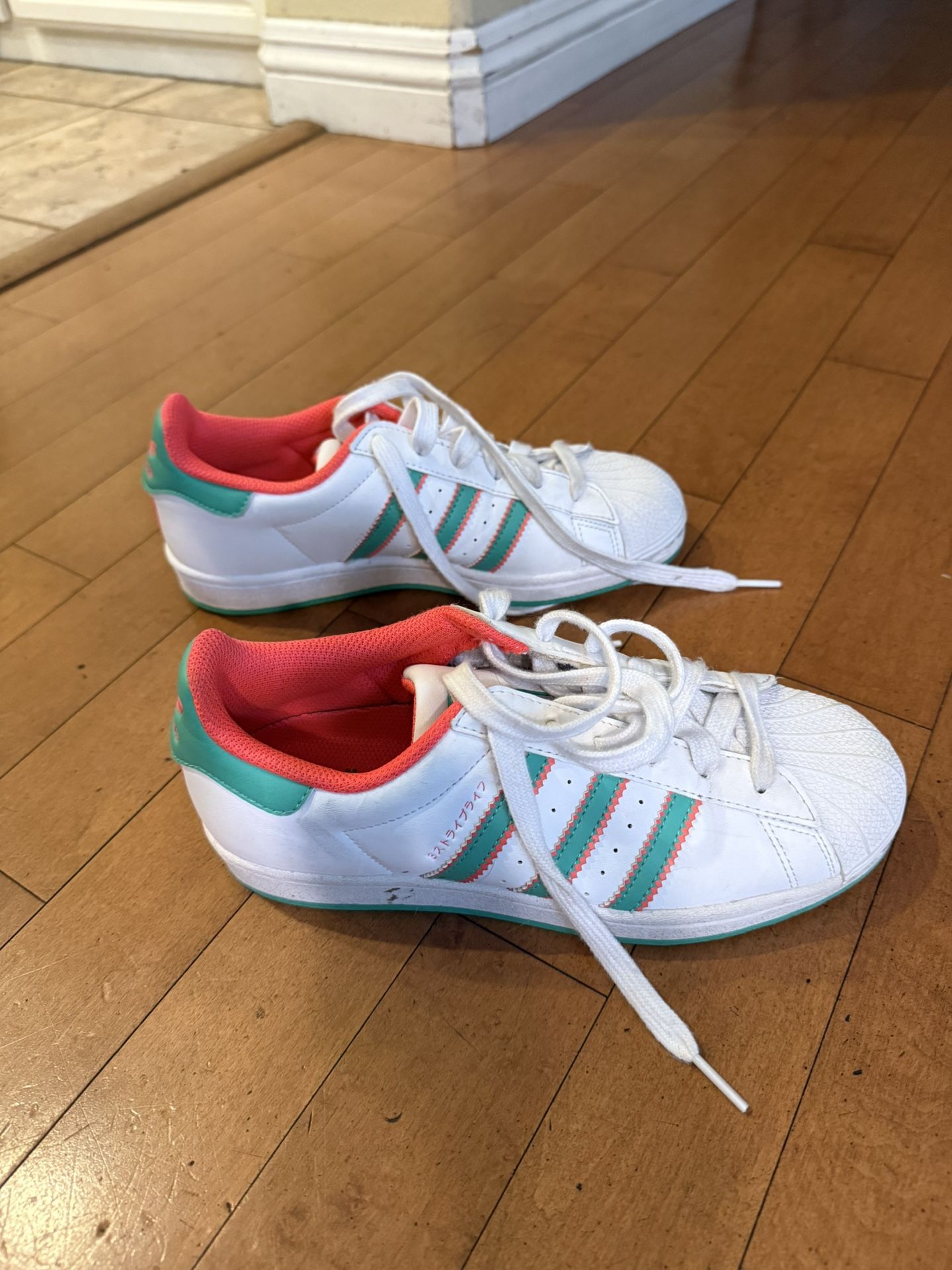 Adidas Superstar