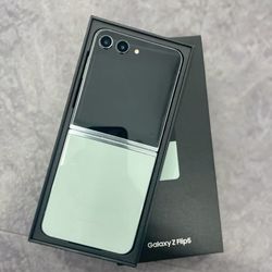 Samsung Galaxy Z Flip 5 5G  Unlocked, FREE Smartwach/ Headphones. Pay $1 Today Rest in payments. NO CREDIT NEEDED FINANCING