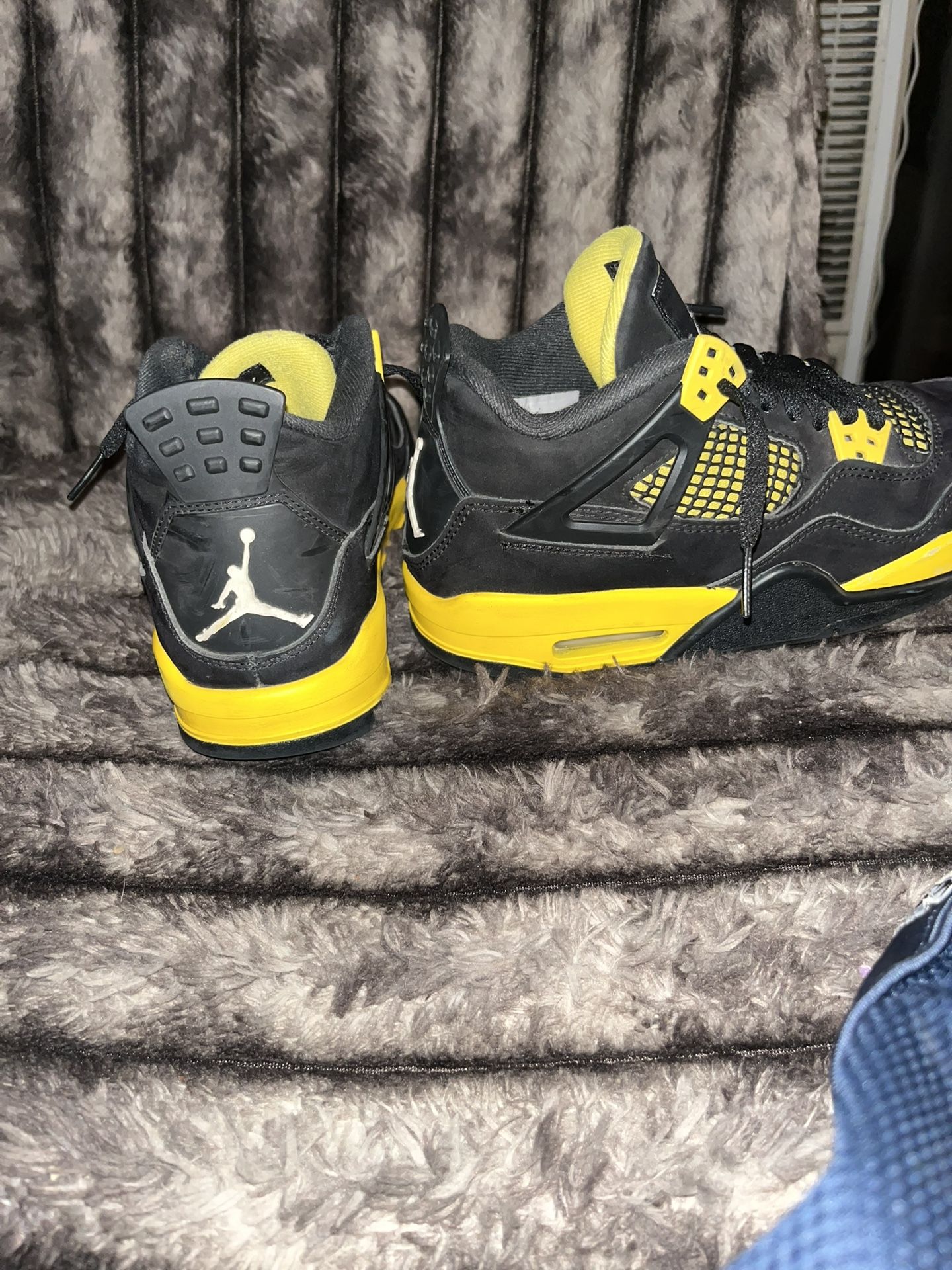 Jordan 4