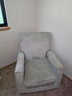 Nursery glider