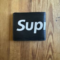 Supreme x Louis Vuitton Wallet 