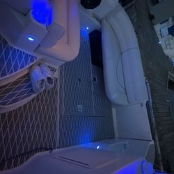 1998 Cruiser Yacht 2870