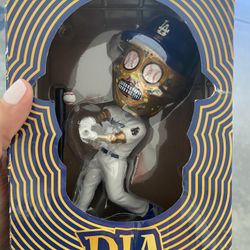 Dia De Los Muertos dodgers Bobble head