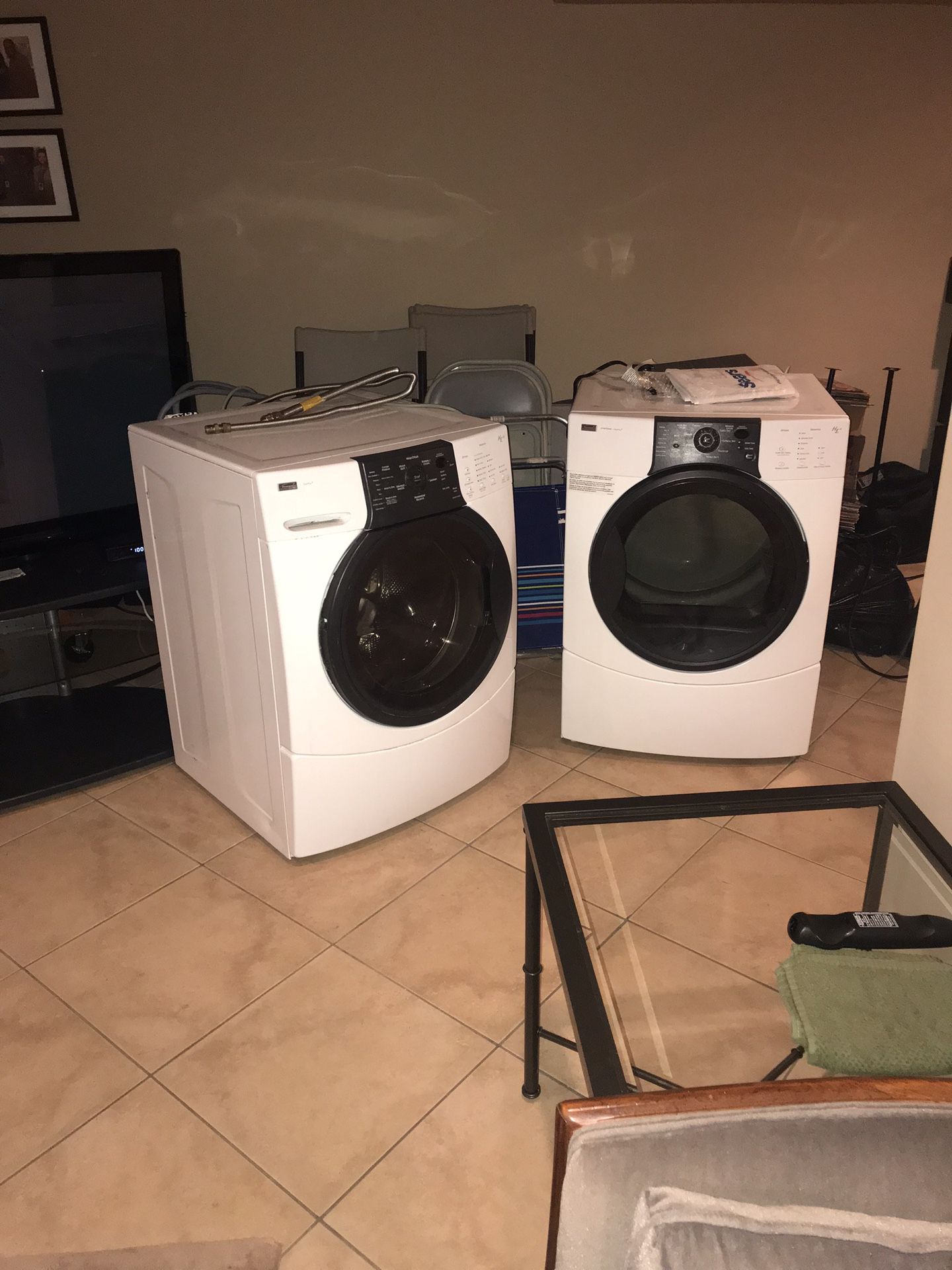 Kenmore washer and gas dryer like new