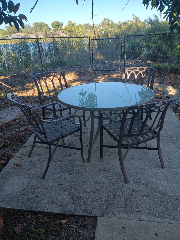 Patio Furniture Metal Glass Opaque Top