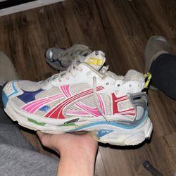 balenciaga runners size 41