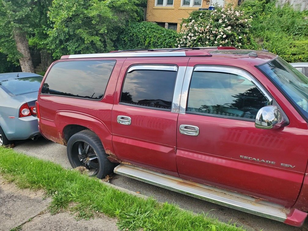 2005 Cadillac Escalade