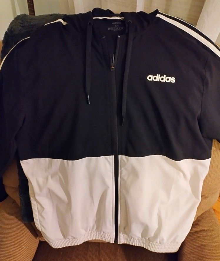 Unisex Men's Or Women's Adidas Black & White Jacket/Windbreaker 