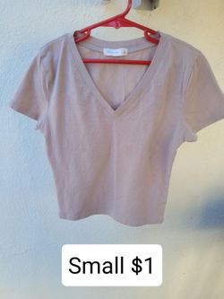 Tan V-neck Top. Croptop. Short Sleeves Blouse. Blusa