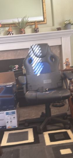 Gaming chair