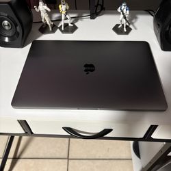 Apple Macbook Pro 15 Inch