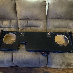 Pickup Dual Subwoofer Box