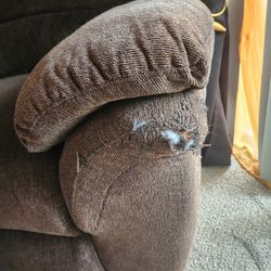Recliner Sofa from American Signiture.
