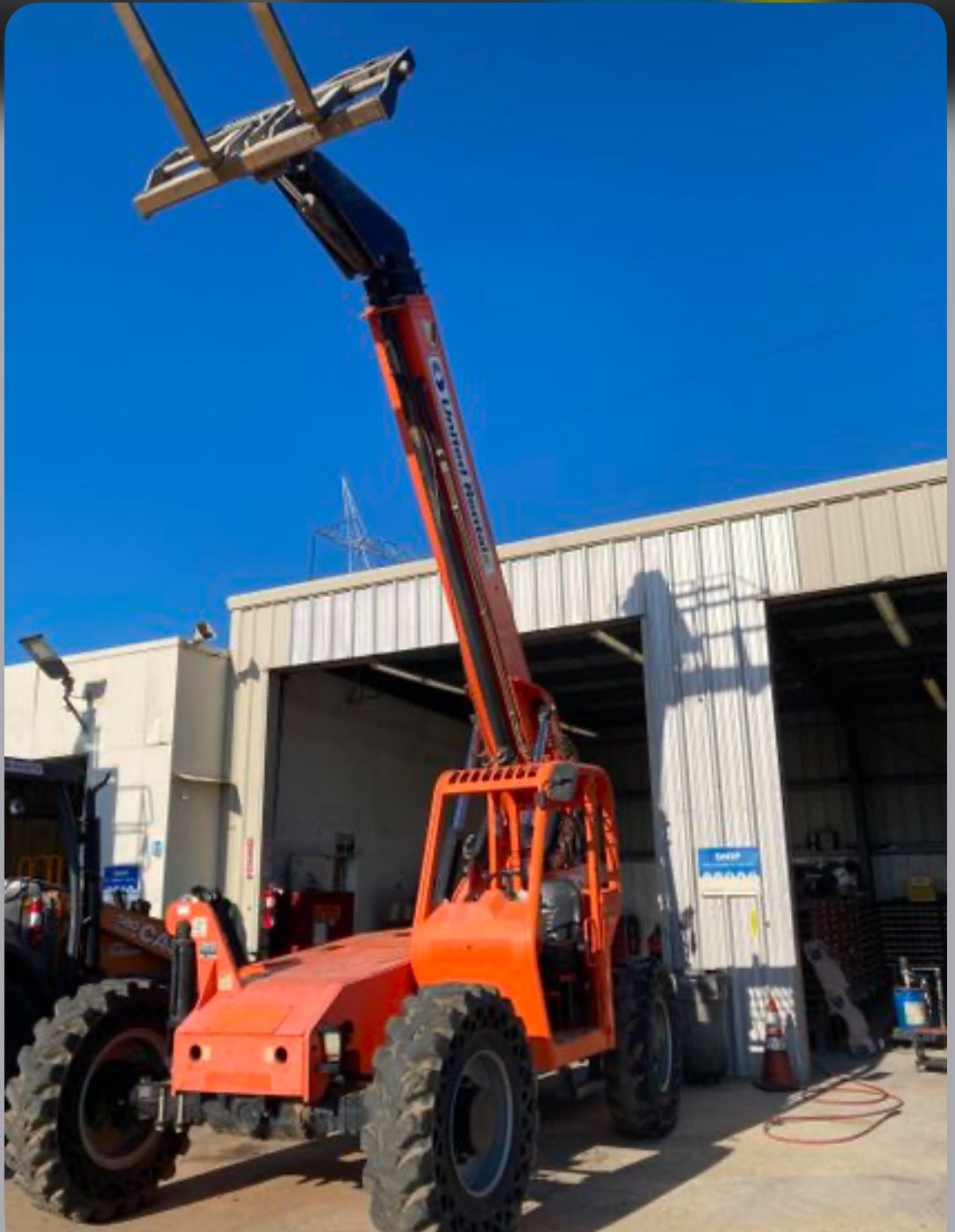 FORKLIFT VARIABLE REACH 6000# 40-49'