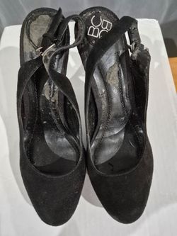BCBG black suede shoes size 6