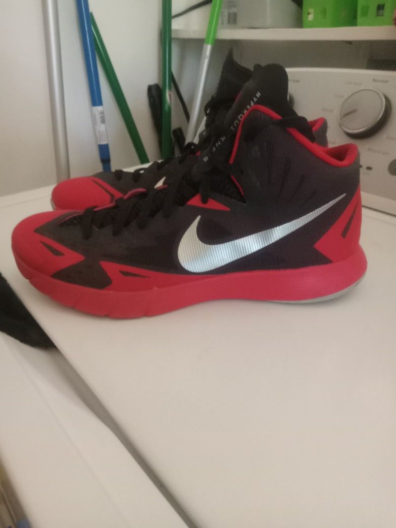 Nike Mens Luna Hylerquickess Basketball Shoes