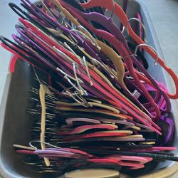 Bulk Clothing Hangers