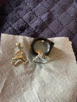 Ring stamped wit IKS/ clown
