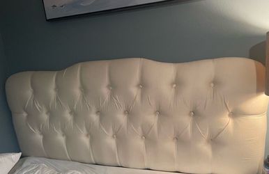 Creme Queen Tufted headboard