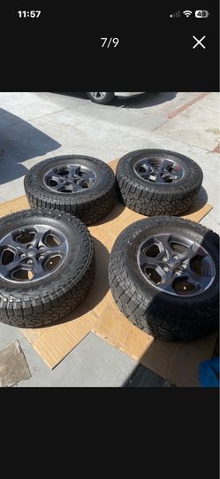 From 2023 Gladiator OEM Rims & Falcon tires