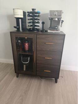 Kitchen storage