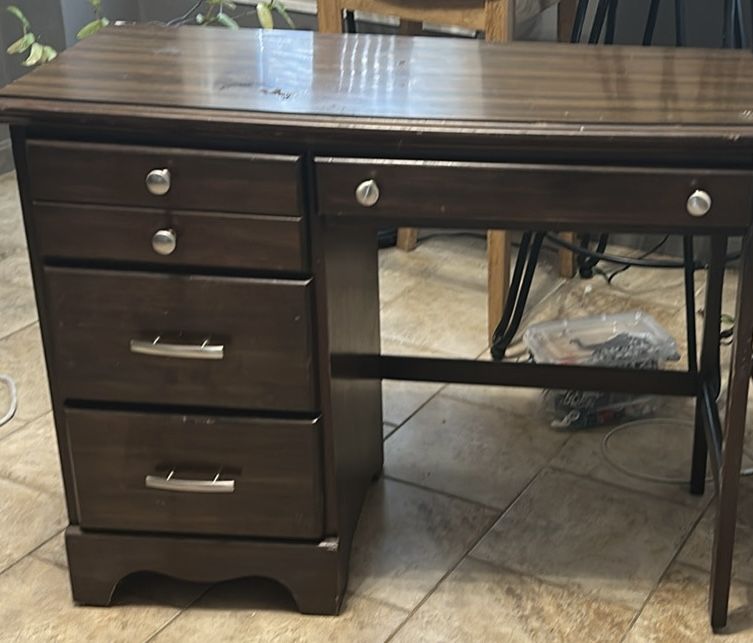 Carolina Furniture Co. Writing Desk