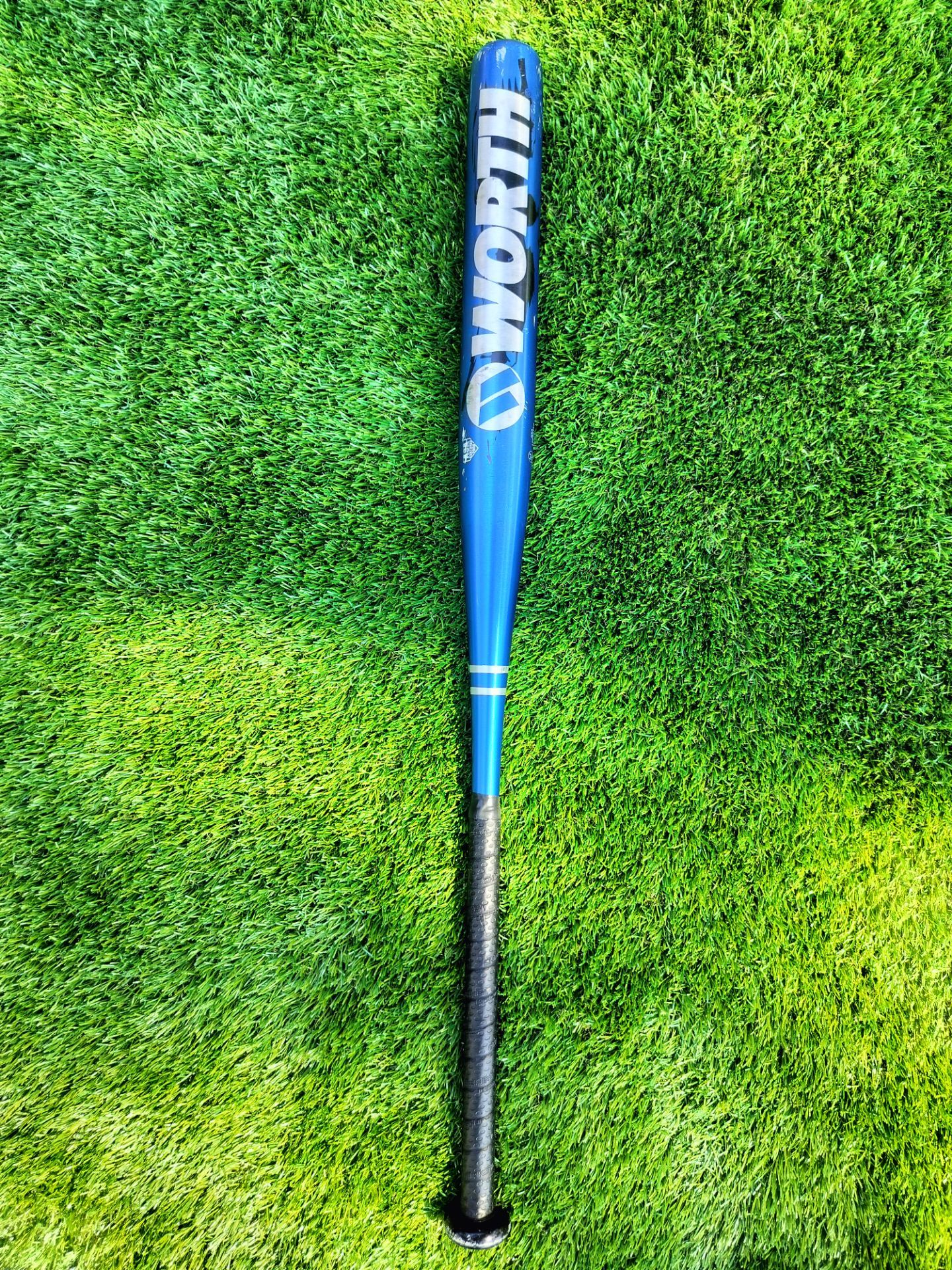 Worth Whiplash 34” 26oz Slowpitch Softball Bat - New Grip