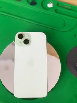 Unlocked iPhone 15 128 GB