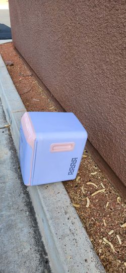Mini Refrigerator