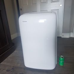 Toshiba mobile type air conditioner