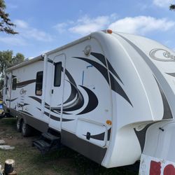 29 Ft Travel Trailer $15,000 Great Condition 