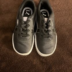 Girls Puma Shoes Size 10