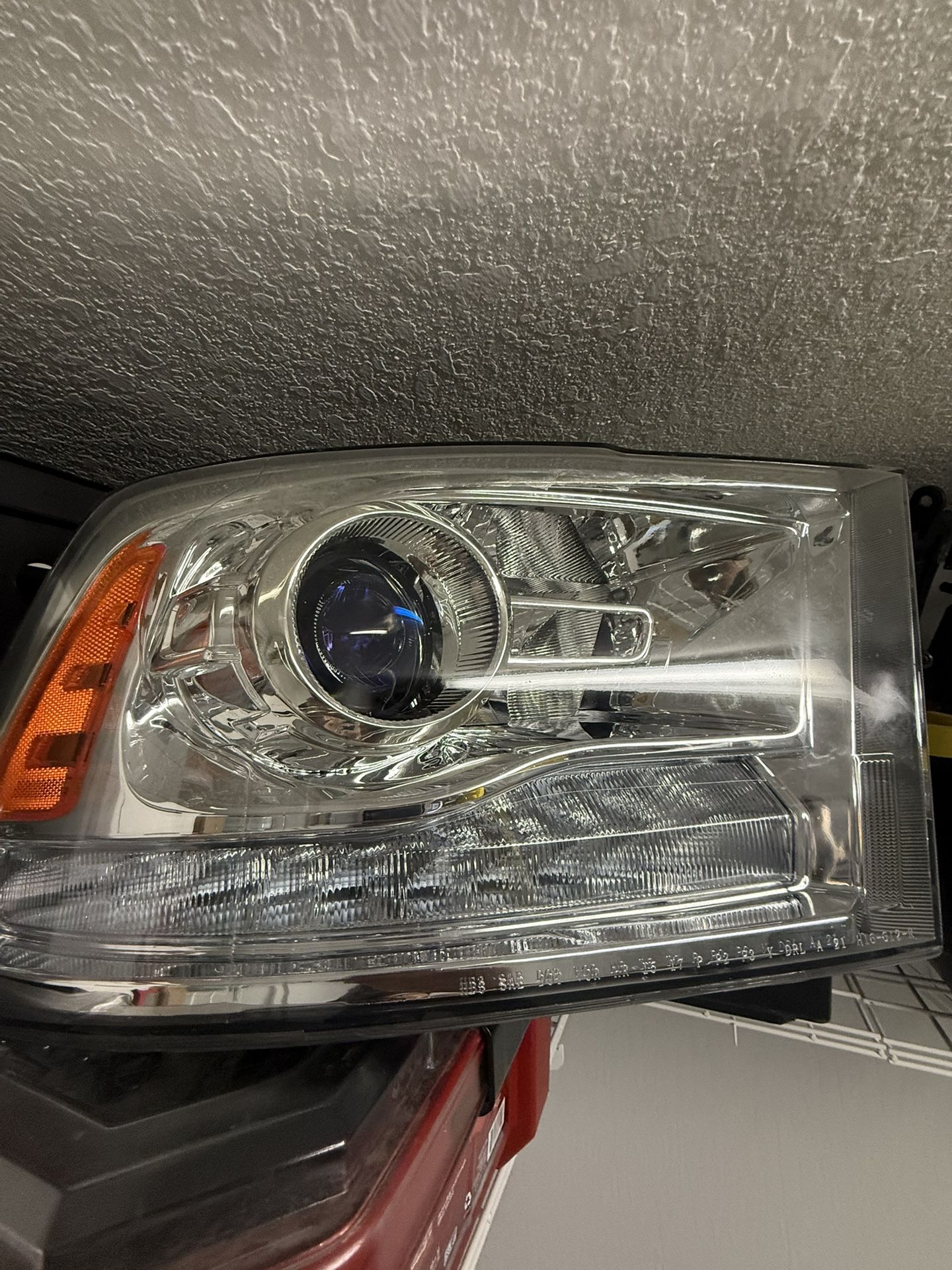 2017 Ram 2500 headlights