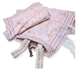 NEW Victoria Secret Towel Tote🪻🪷