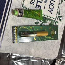 Wicked lip oil/cream