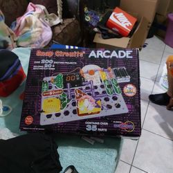 Un Game  Esta Muy Bonito Enbuenas Condisiones 