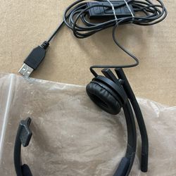 Logitech H570e Wired Headset, Mono Headphones with Noise-Cancelling Microphone, USB, In-Line Controls with Mute Button, Indicator LED, PC/Mac/Laptop -