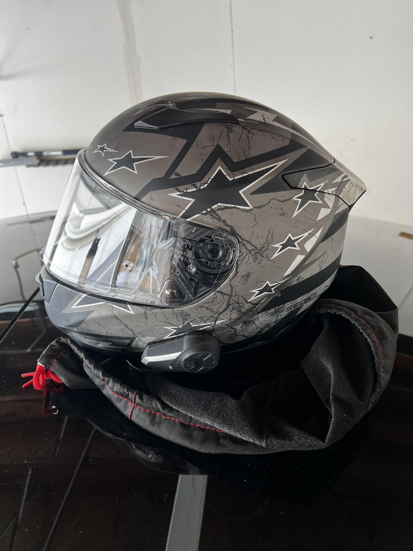 Sedici Helmet