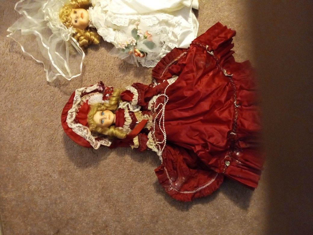 Porcelain Dolls   as USED 