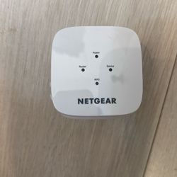 Netgear wifi Range Extender  AC 1200