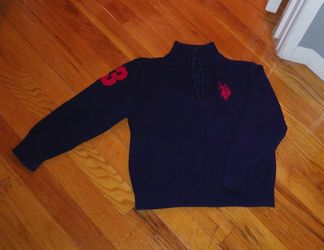 Boys sweater size 7