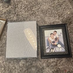 picture frames 