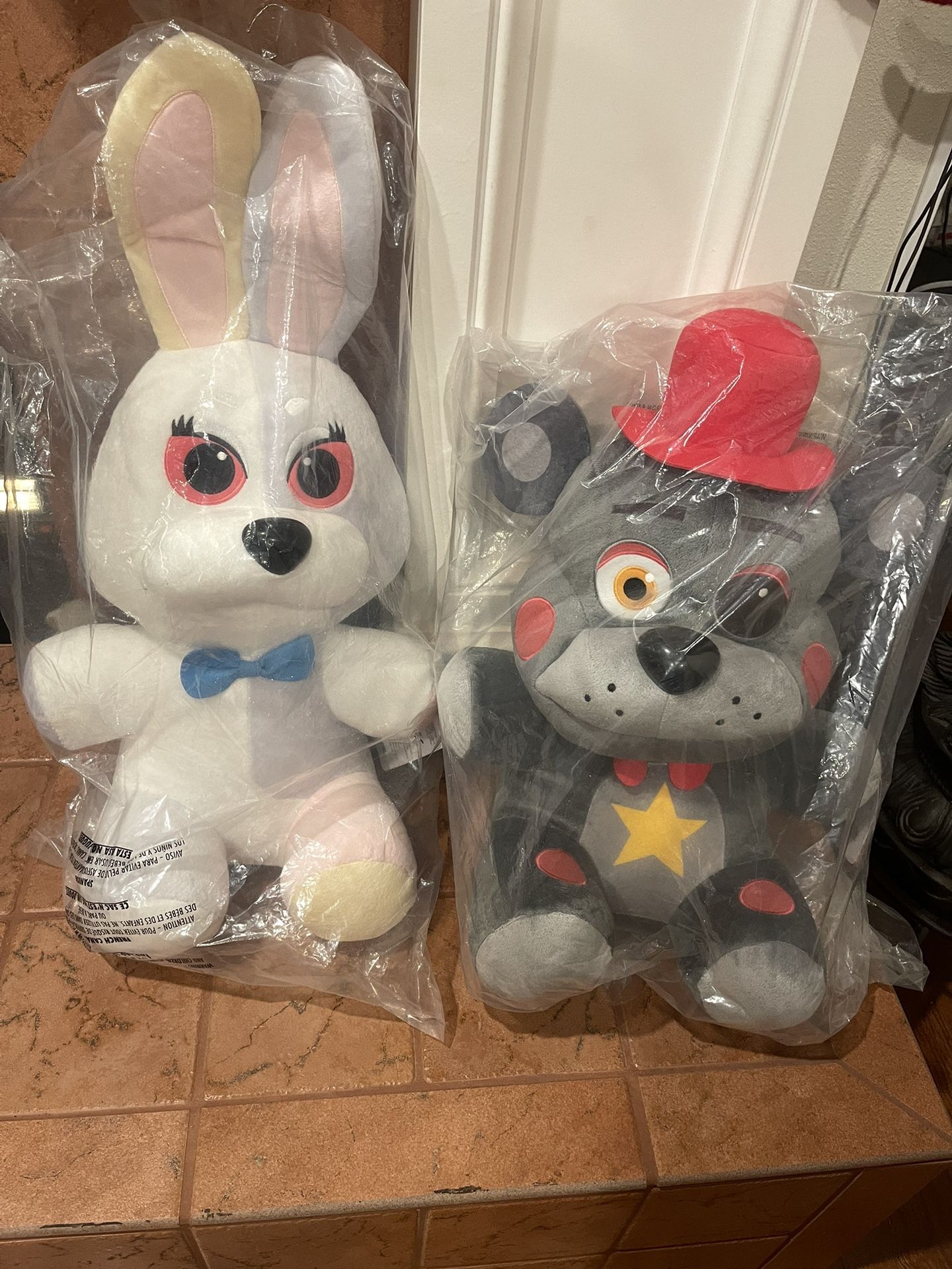 Funko Jumbo Plush Five Nights at Freddy's Security Breach VANNIE & Pizzeria LEFTY Gamestop NEW