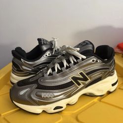 New Balance 1000 Size 9