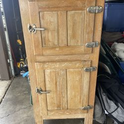 Antique Ice Box 