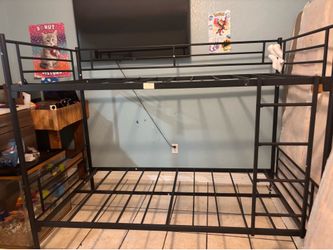 Bunkbed with out mattress
