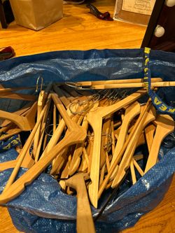 Wood hangers - HUGE bag full