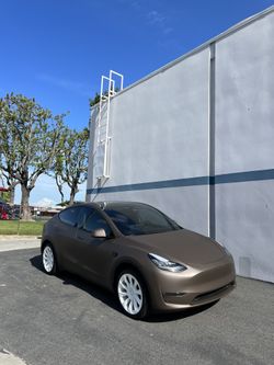 Tesla Color change