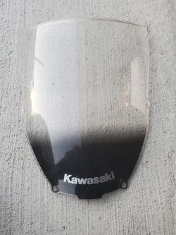 Kawasaki Ninja zx6-r stock windshield
