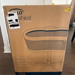 Halo BassiNest Swivel Sleeper 3 
